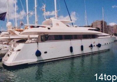 yacht 117 Azimu